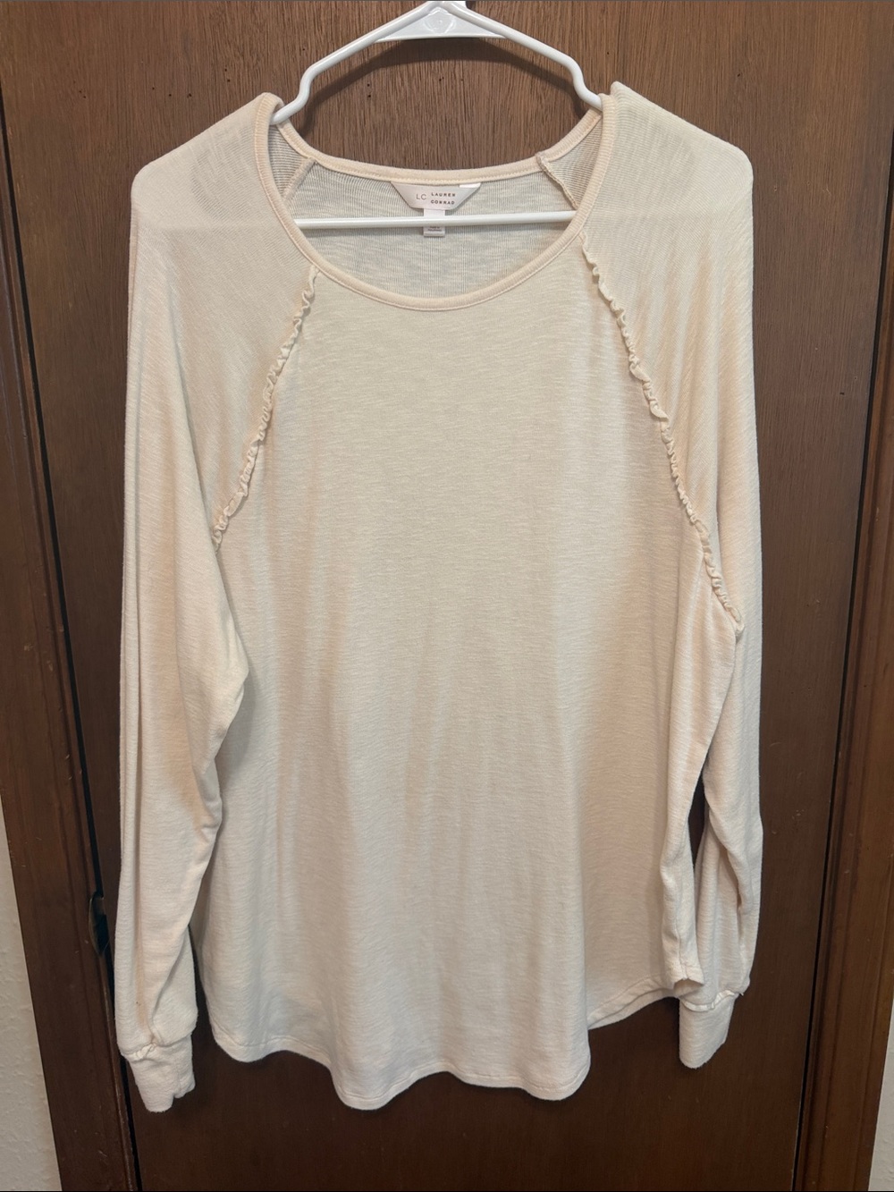 LC Lauren Conrad Cream Ruffled Raglan Long Sleeve Top